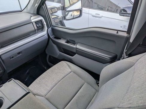 Used 2025 Ford F250 XLT AWD/4WD image 17