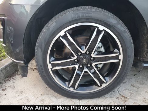 Used 2019 Ford Expedition Limited w/ Equipment Group 303A image 4