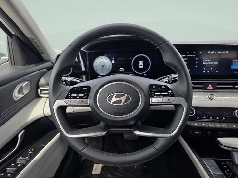 New 2026 Hyundai Elantra Limited image 12