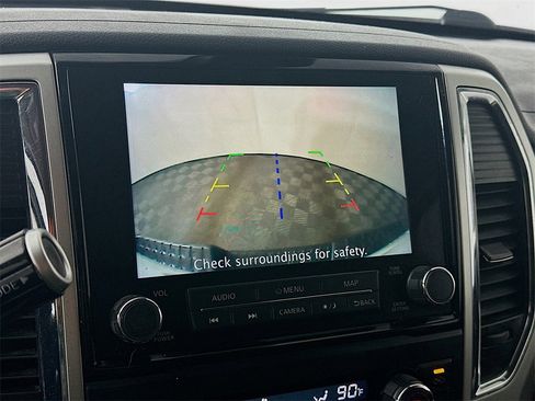 Used 2021 Nissan Titan SV w/ SV Convenience Package image 20