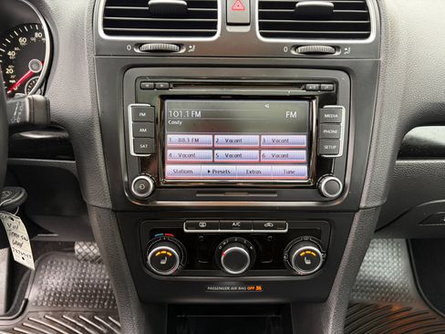 Used 2014 Volkswagen Jetta TDI image 17