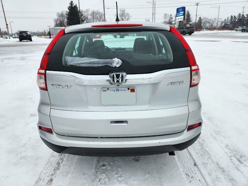 Used 2015 Honda CR-V LX image 4