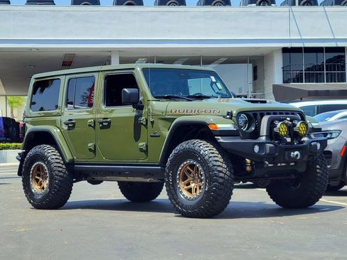 Used 2022 Jeep Wrangler Unlimited Rubicon w/ Trailer Tow Package AWD/4WD image 40