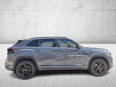 New 2026 Volkswagen Atlas Cross Sport SEL R-Line image 6