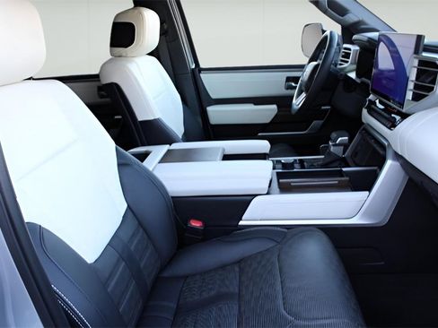 Certified 2024 Toyota Sequoia Capstone image 26