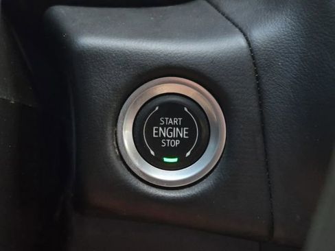 Used 2022 Chevrolet Tahoe 2WD image 29