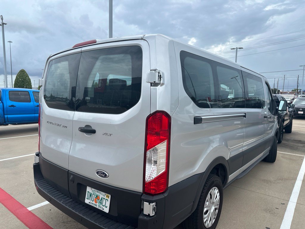 Used 2025 Ford Transit 350 XLT RWD image 2
