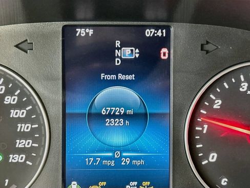 Used 2022 Mercedes-Benz Sprinter 1500 image 14