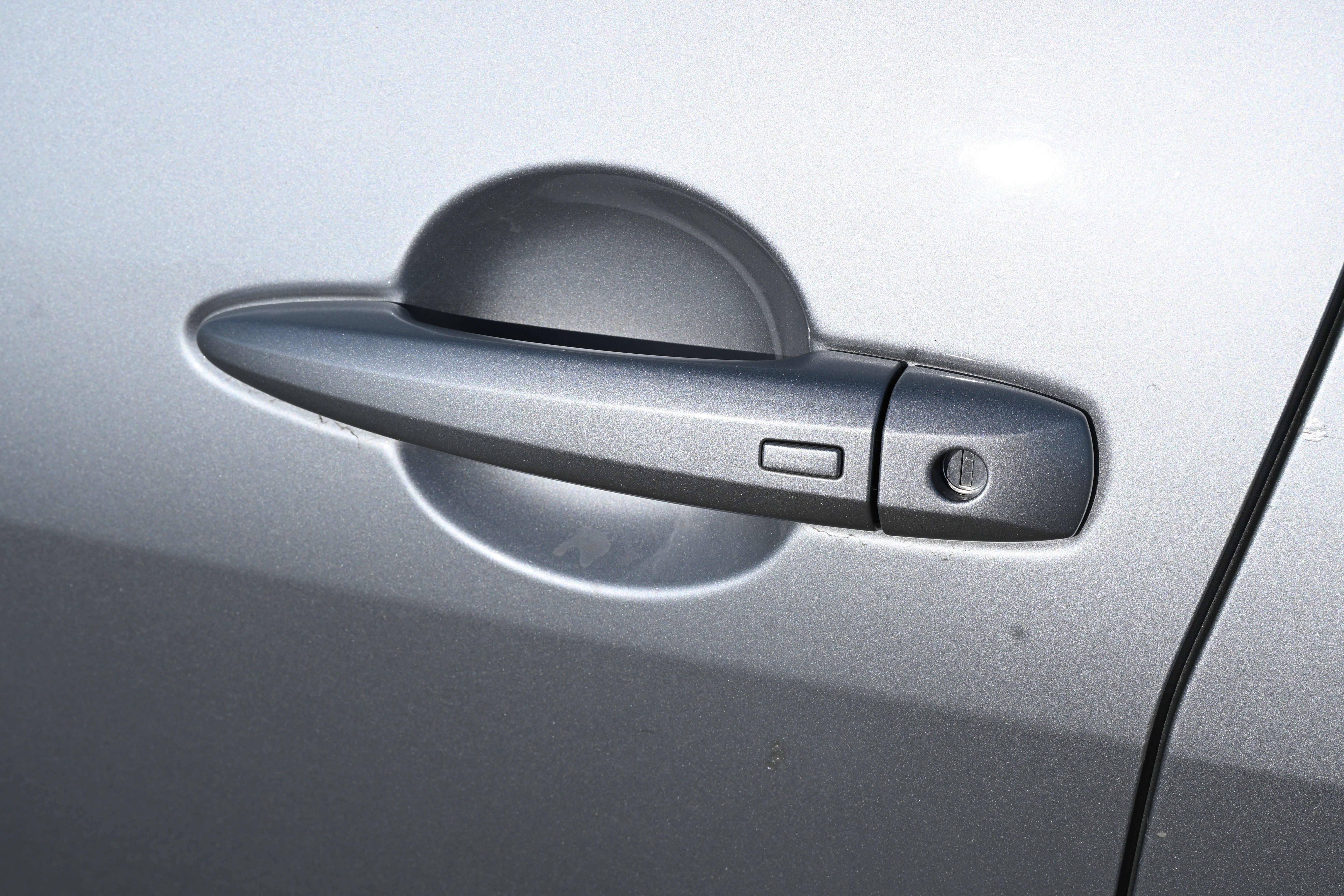 Used 2021 Nissan Sentra SV FWD image 30