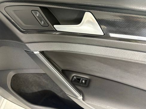 Used 2015 Volkswagen Golf SEL FWD image 17