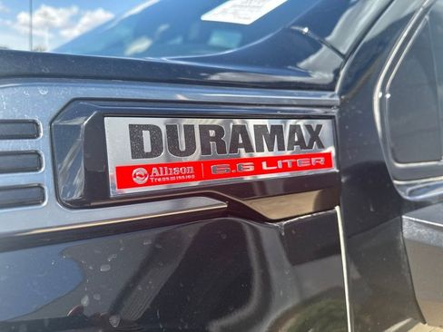 Used 2025 GMC Sierra 2500 AT4 AWD/4WD image 5