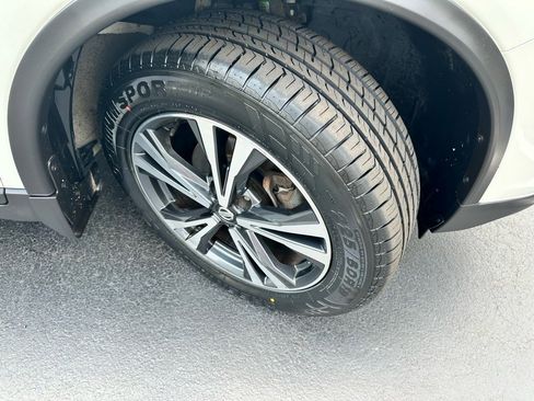 Used 2017 Nissan Rogue SL image 31