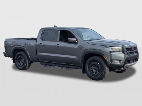 New 2026 Nissan Frontier PRO-4X w/ Tow Package image 8