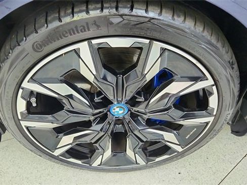 Used 2025 BMW i5 eDrive40i w/ M Sport Package image 58