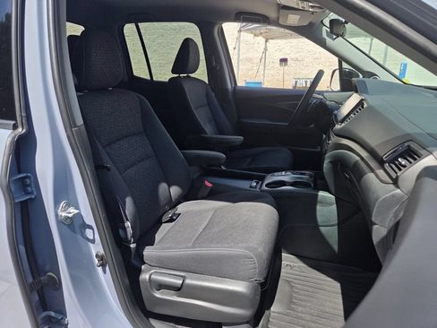 Used 2023 Honda Ridgeline Sport image 19