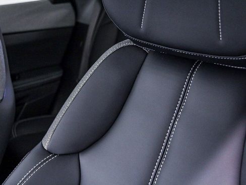 Certified 2025 Cadillac Optiq Luxury 1 image 26