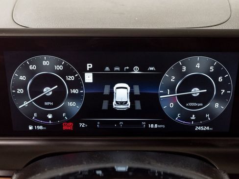 Used 2024 Kia Seltos SX AWD/4WD image 16