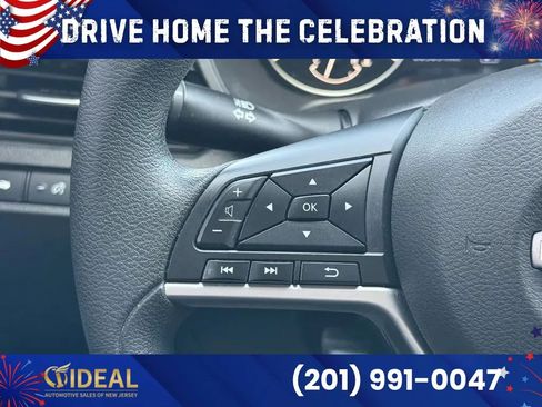 Used 2024 Nissan Altima 2.5 SV FWD image 24