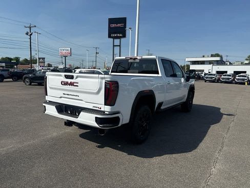 New 2026 GMC Sierra 2500 AT4 w/ AT4 Preferred Package AWD/4WD image 5