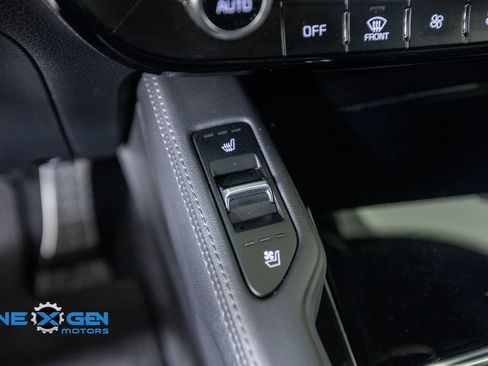 Used 2024 Kia Telluride SX Prestige X-Pro AWD/4WD image 23