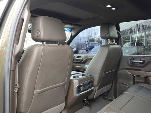 Used 2022 GMC Sierra 3500 Denali w/ Denali Ultimate Package image 21