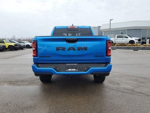 New 2026 RAM 1500 4x4 Crew Cab image 8