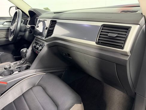 Used 2023 Volkswagen Atlas SEL Premium AWD/4WD image 35