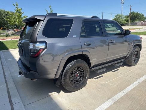 Used 2019 Toyota 4Runner SR5 Premium RWD image 7