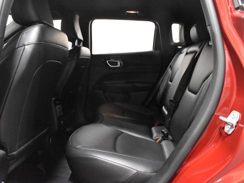 Used 2026 Jeep Compass Limited AWD/4WD image 7