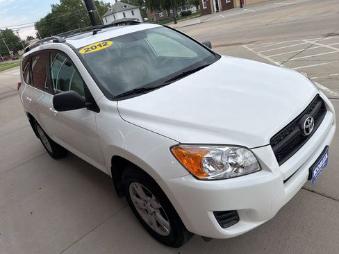 Used 2012 Toyota RAV4 4WD w/ Upgrade Value Pkg image 4