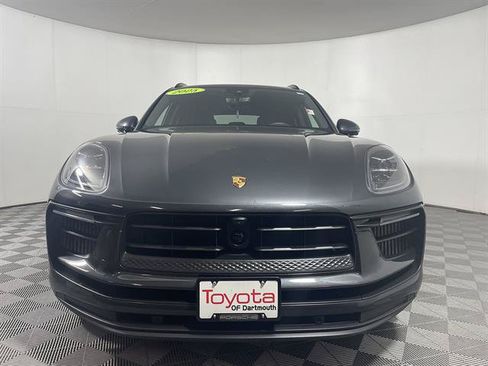 Used 2025 Porsche Macan S AWD/4WD image 2