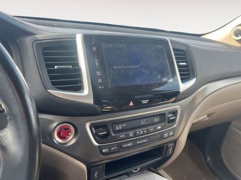 Used 2017 Honda Ridgeline RTL-T image 13