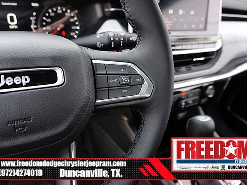 New 2026 Jeep Compass Latitude image 26