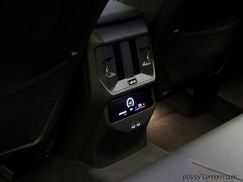 Certified 2025 BMW X3 xDrive30 AWD/4WD image 14