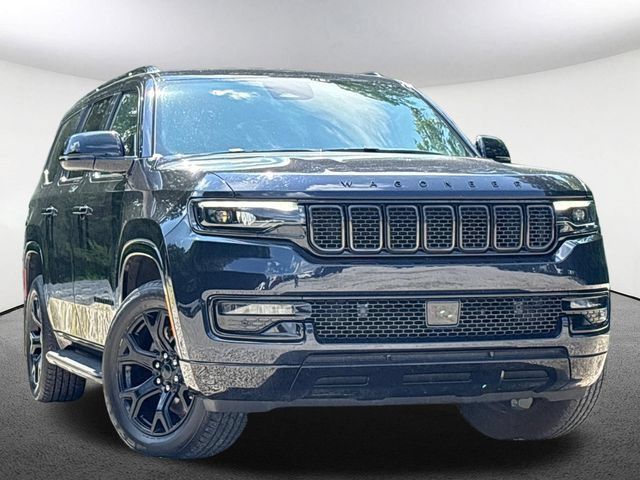 Used 2025 Jeep Wagoneer Series II AWD/4WD image 2