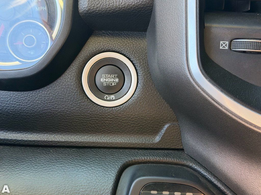 Used 2020 RAM 1500 Big Horn RWD image 13