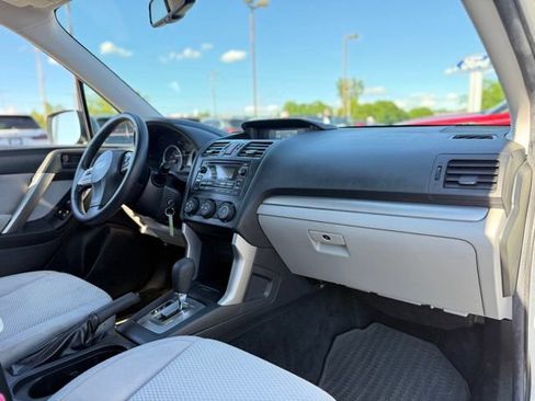 Used 2015 Subaru Forester 2.5i w/ Alloy Wheel Package AWD/4WD image 15