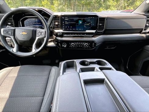 Used 2023 Chevrolet Silverado 1500 LT w/ Protection Package AWD/4WD image 14