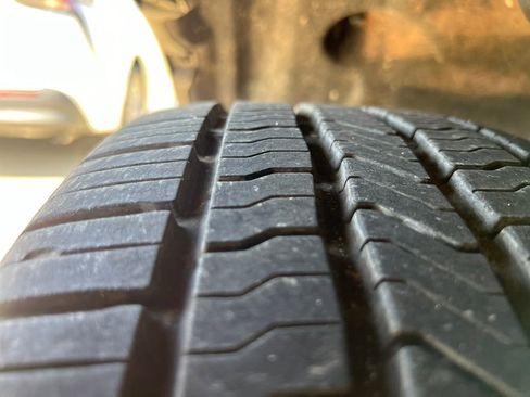 Used 2023 Toyota Highlander L image 26