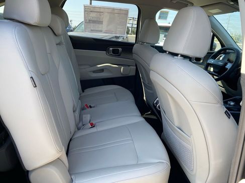 New 2026 Kia Sorento EX FWD image 25