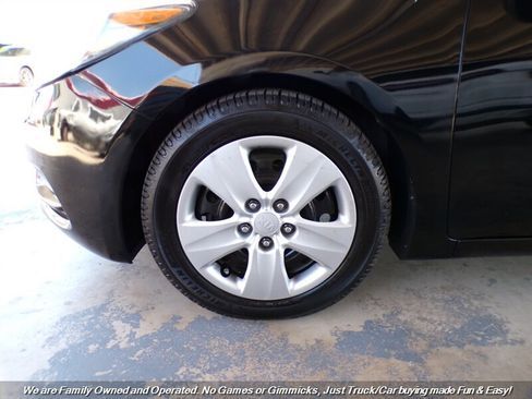 Used 2016 Kia Forte LX FWD image 43