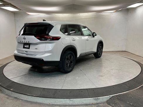New 2026 Nissan Rogue SV w/ Cold Weather Package image 5