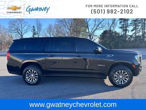 Used 2022 GMC Yukon XL AT4 w/ Max Trailering Package image 4
