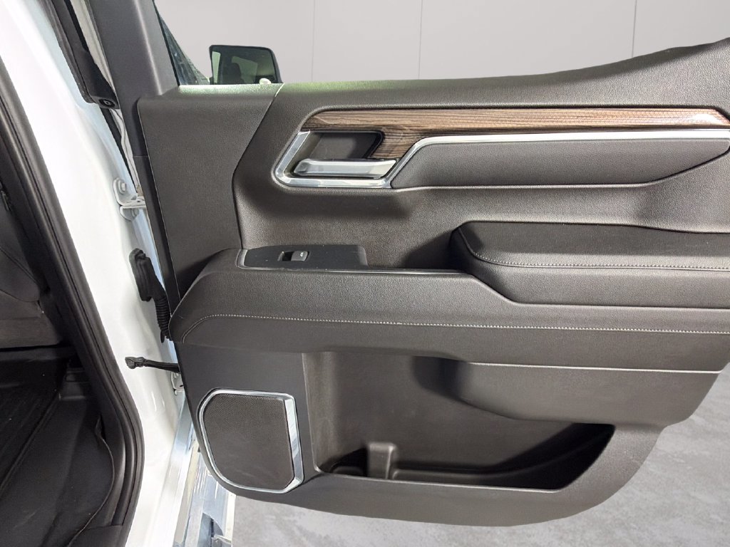 Used 2023 Chevrolet Silverado 1500 RST w/ Convenience Package II RWD image 33