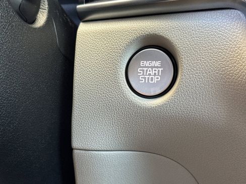 New 2025 Kia Sorento EX image 21