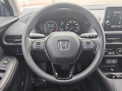 Certified 2026 Honda HR-V LX image 11