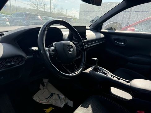 Used 2023 Honda HR-V Sport image 7