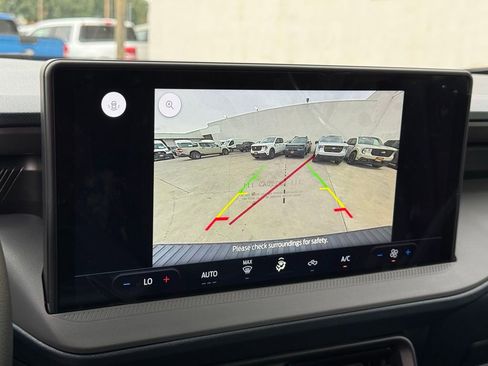 New 2025 Ford Maverick XL image 8