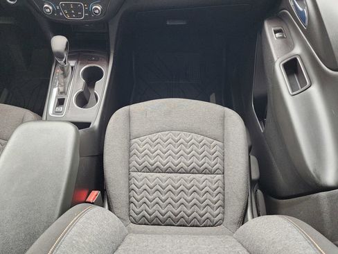 Used 2022 Chevrolet Equinox LT FWD image 13