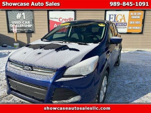 Used 2015 Ford Escape SE image 1